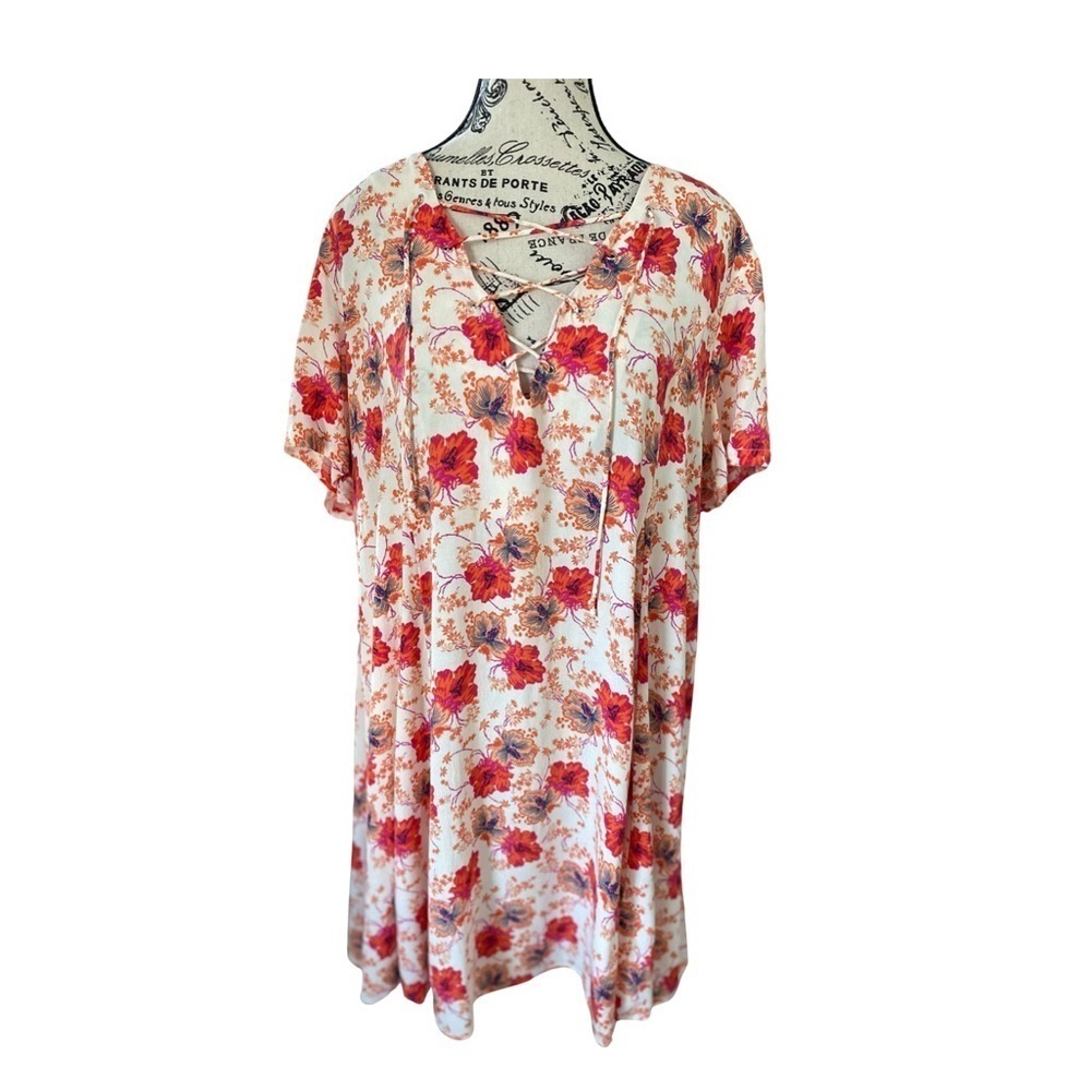 ASTR The Label Hibiscus Floral Lace Up Short Sleeve Mini Shift Dress Size L